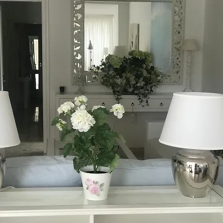 Parque Montecarlo Luxury Apartment * San Bartolomé